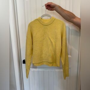 Abercrombie Classic Crew Sweater in yellow